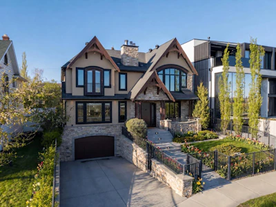 738 Crescent Road NW - 3