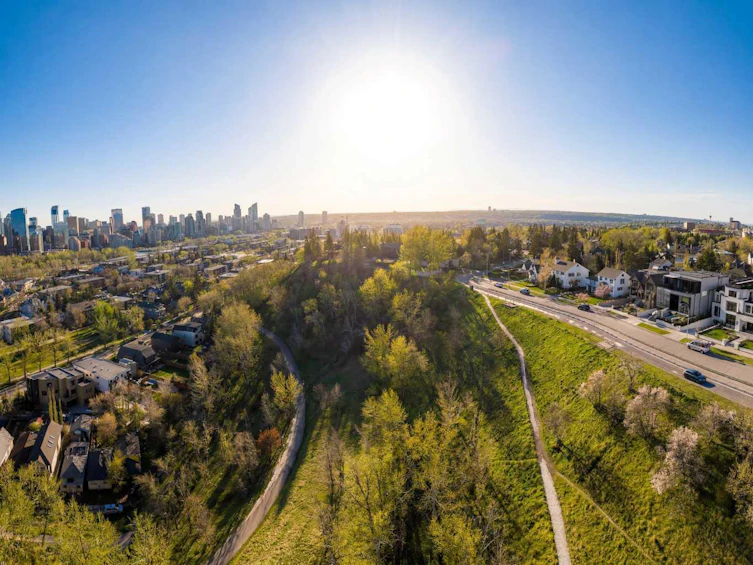 738 Crescent Road NW, Calgary, AB, T2M 4A7 - 5