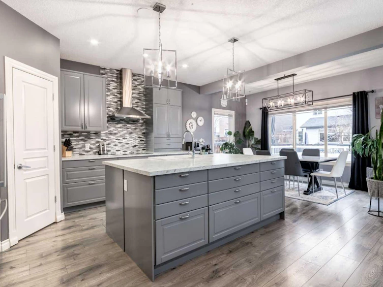 107 Evansbrooke Manor NW, Calgary, AB, T3P 1C9 - 2