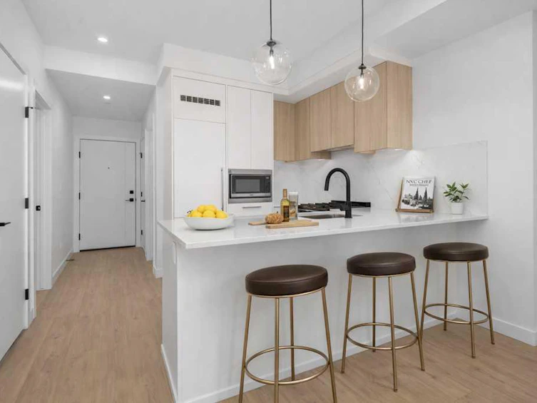 409-8375 Broadcast Avenue, Calgary, AB, T3H 6L3 - 9