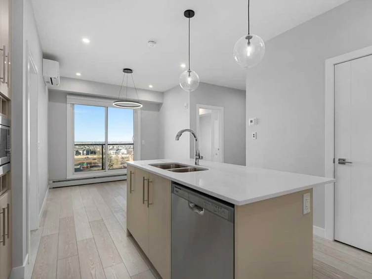 612-8230 Broadcast Avenue, Calgary, AB, T3H 6L3 - 12