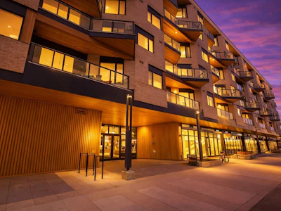 612-8230 Broadcast Avenue - 2