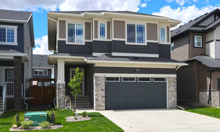 553 Baywater Manor SW