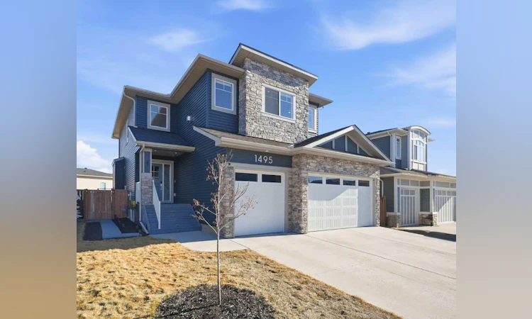1495 Aldrich Place