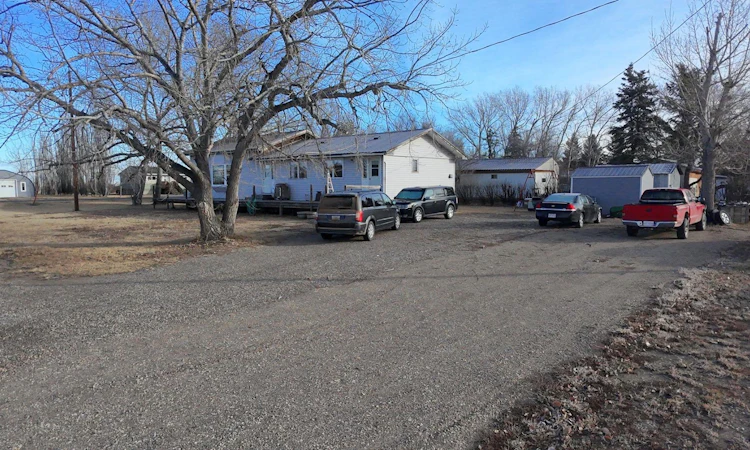 421 Retzke Street