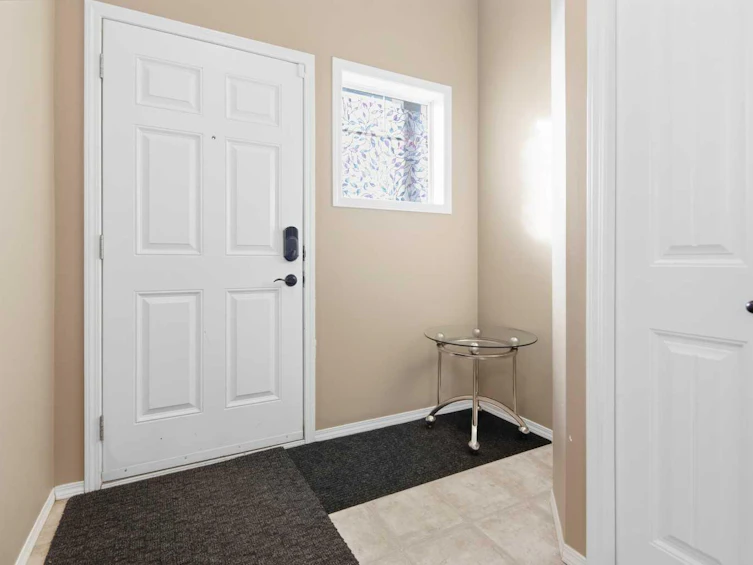 116 Jones Crescent, Red Deer, AB, T4P 0N4 - 4