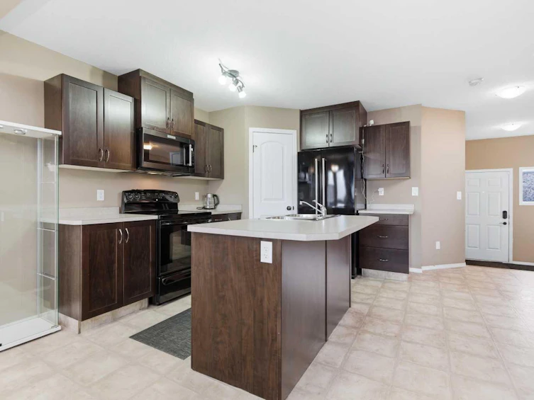 116 Jones Crescent, Red Deer, AB, T4P 0N4 - 15
