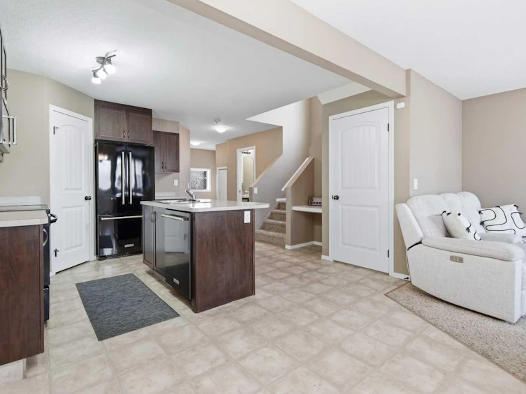 116 Jones Crescent, Red Deer, AB, T4P 0N4 - 14