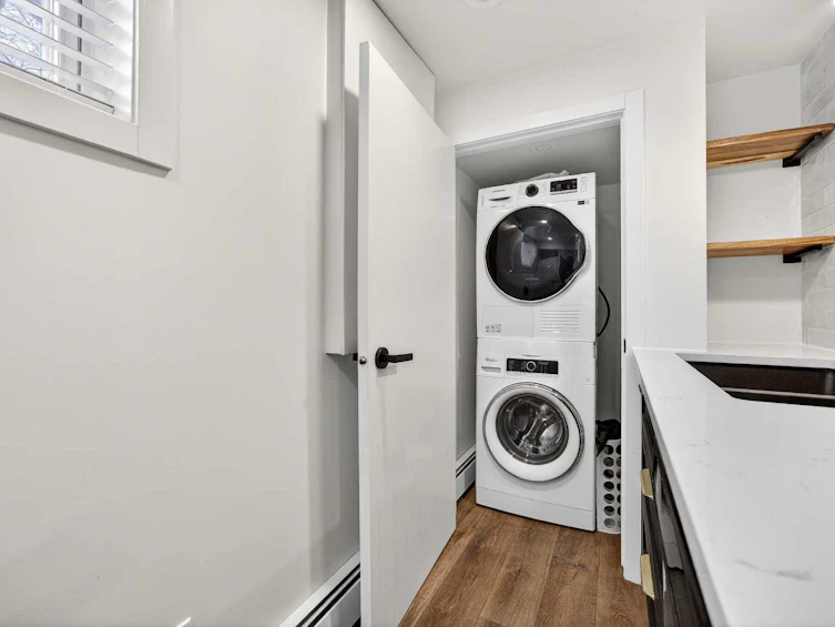 23 Beaupre Crescent NW, Calgary, AB, T3B 2S9 - 25