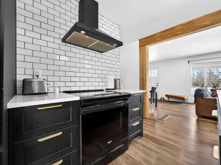 23 Beaupre Crescent NW, Calgary, AB, T3B 2S9 - 7