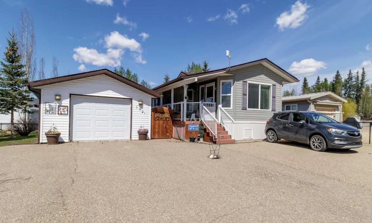 192A 10046 Township Road 422