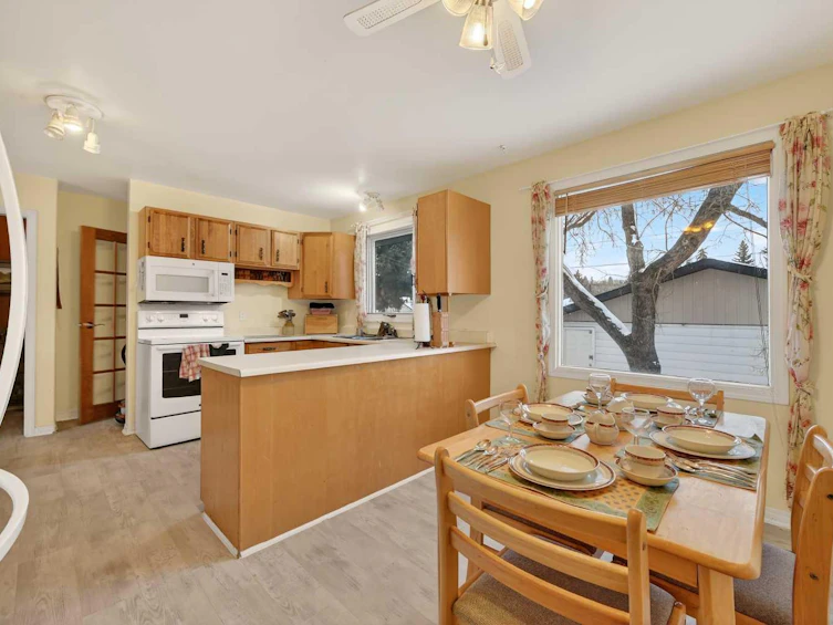 8527 Bowglen Road NW, Calgary, AB, T3B 2T2 - 16
