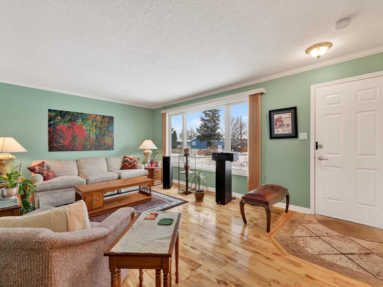 8527 Bowglen Road NW, Calgary, AB, T3B 2T2 - 4
