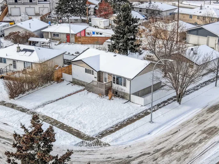 8527 Bowglen Road NW, Calgary, AB, T3B 2T2 - 43