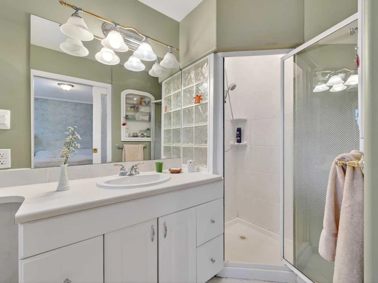 8527 Bowglen Road NW, Calgary, AB, T3B 2T2 - 11
