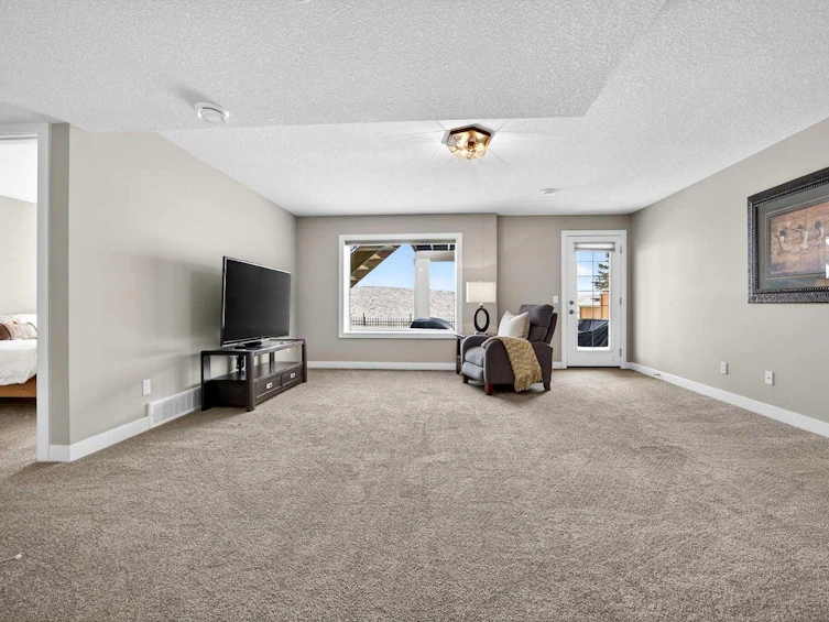 144 Sundown View, Cochrane, AB, T4C 2N9 - 38