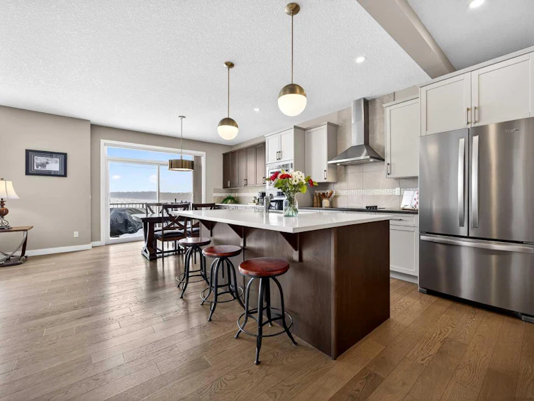 144 Sundown View, Cochrane, AB, T4C 2N9 - 3