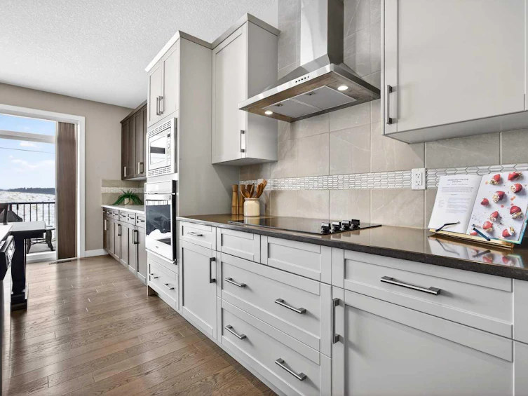 144 Sundown View, Cochrane, AB, T4C 2N9 - 9