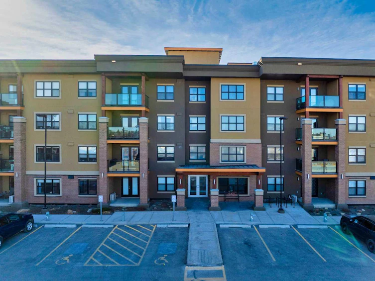 2102-10 Market Boulevard SE, Airdrie, AB, T4A 0W8 - 2