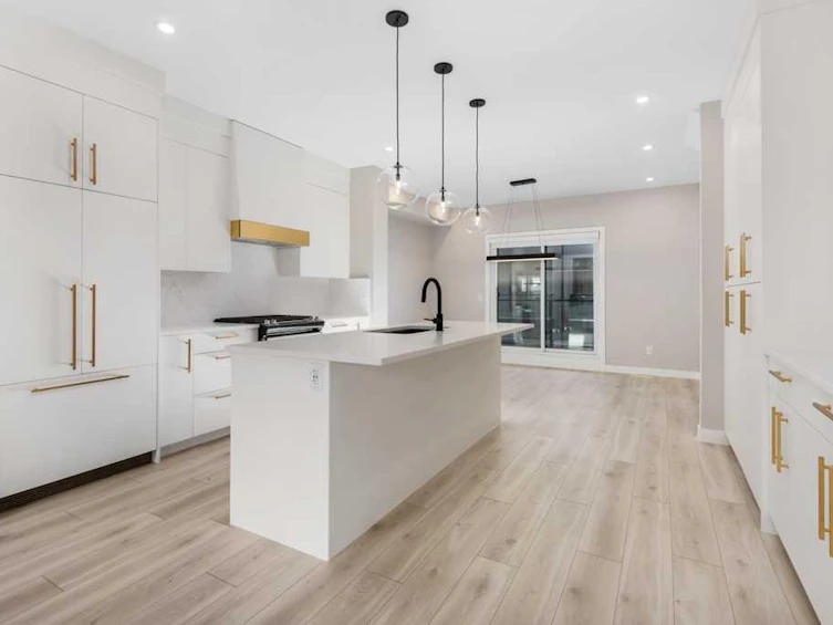 208-8155 8 Avenue SW, Calgary, AB, T3H 6B1 - 13
