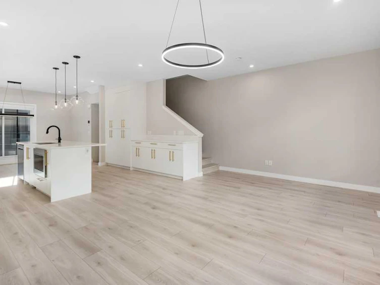 208-8155 8 Avenue SW, Calgary, AB, T3H 6B1 - 17