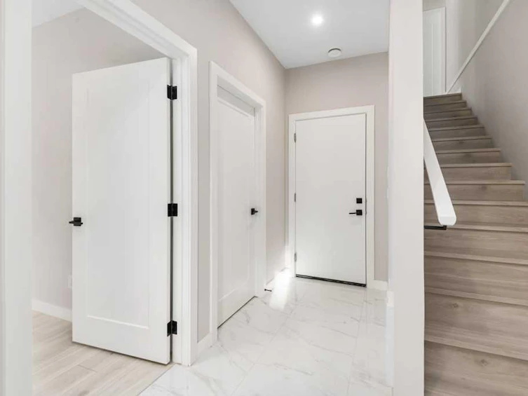 208-8155 8 Avenue SW, Calgary, AB, T3H 6B1 - 6