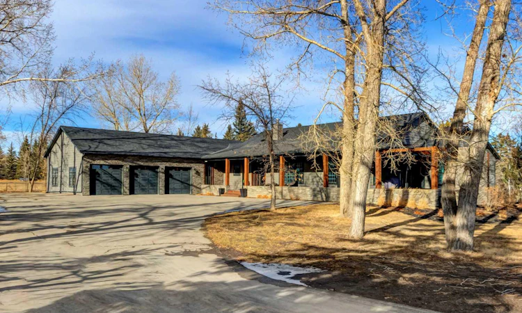 566 Pine Creek Ridge