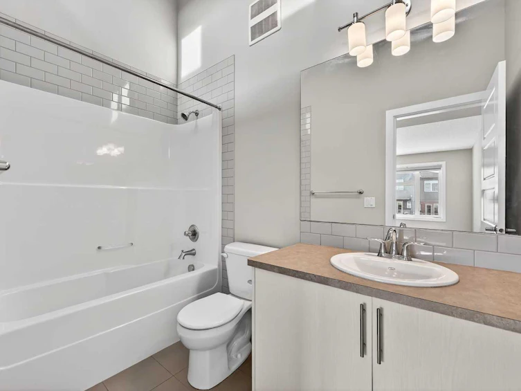 30 Sage Bluff Gate NW, Calgary, AB, T3R 0Y9 - 21
