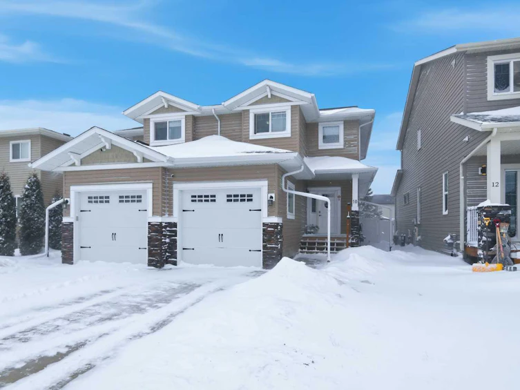 10 Adamson Avenue, Red Deer, AB, T4R 3L1 - 2