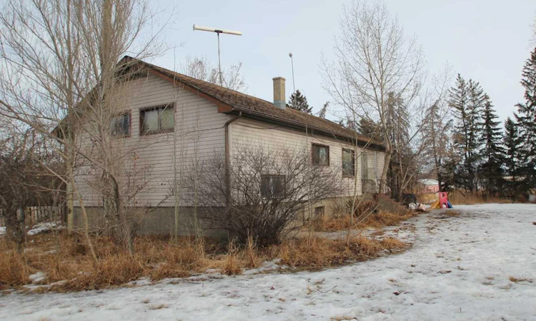 20-27380 Township Road 373