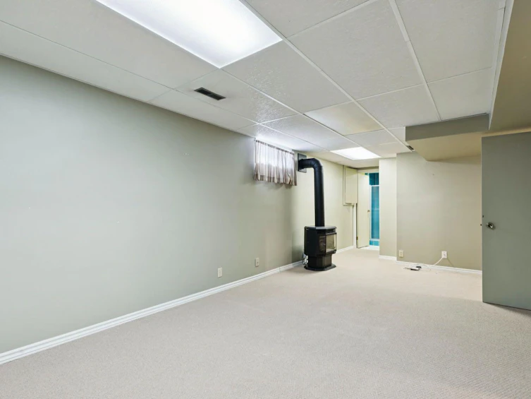 571 Woodside Place SW, Calgary, AB, T2W 3J9 - 43