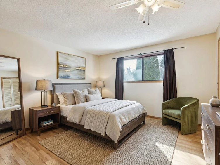 571 Woodside Place SW, Calgary, AB, T2W 3J9 - 30