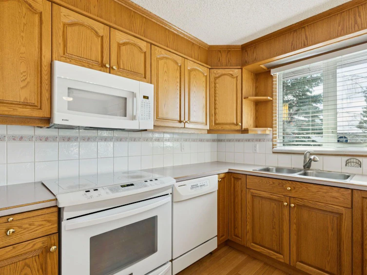 571 Woodside Place SW, Calgary, AB, T2W 3J9 - 19