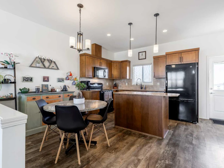 219 Lynx Road N, Lethbridge, AB, T1H 6Z5 - 10