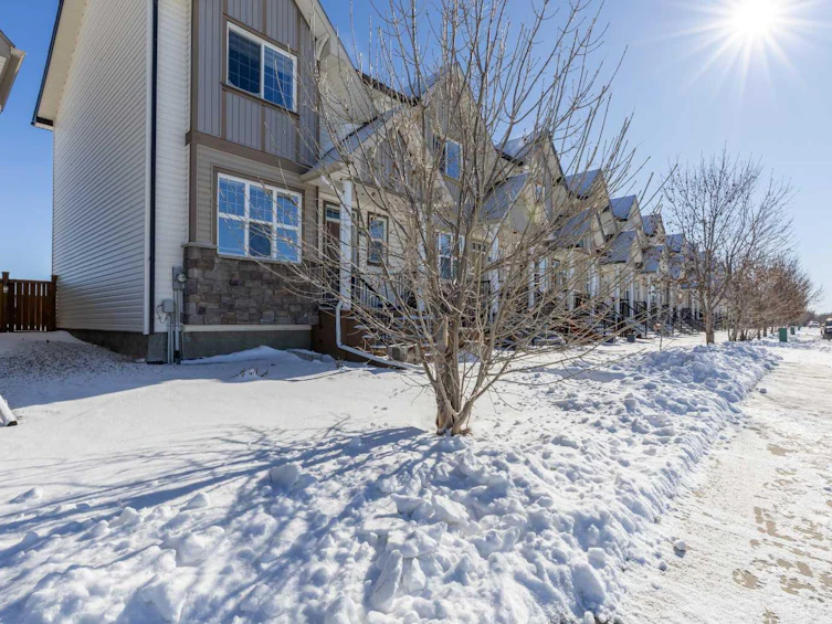 219 Lynx Road N, Lethbridge, AB, T1H 6Z5 - 4