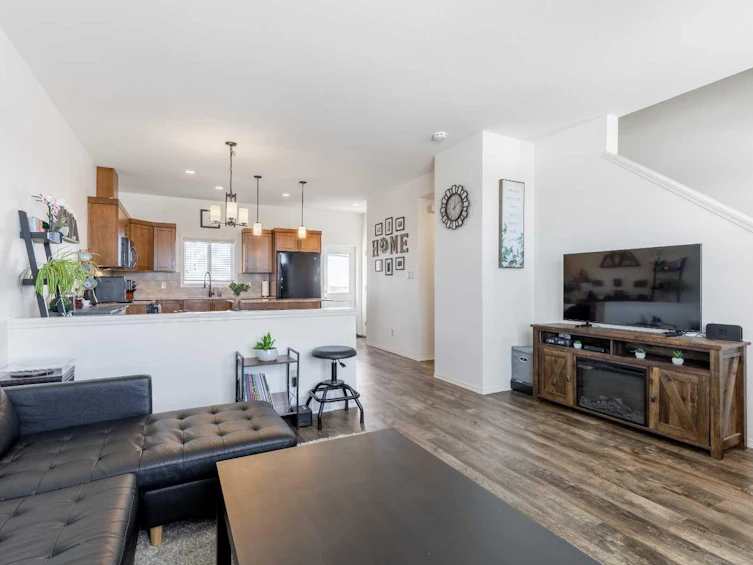 219 Lynx Road N, Lethbridge, AB, T1H 6Z5 - 9