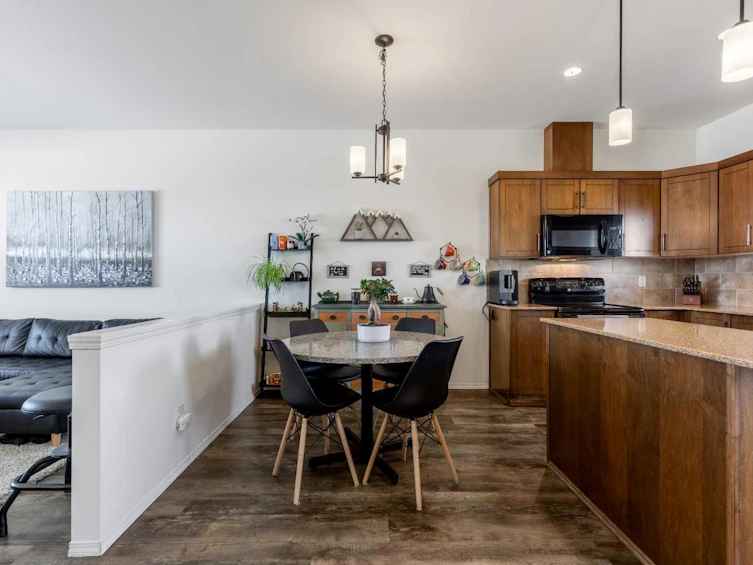 219 Lynx Road N, Lethbridge, AB, T1H 6Z5 - 11