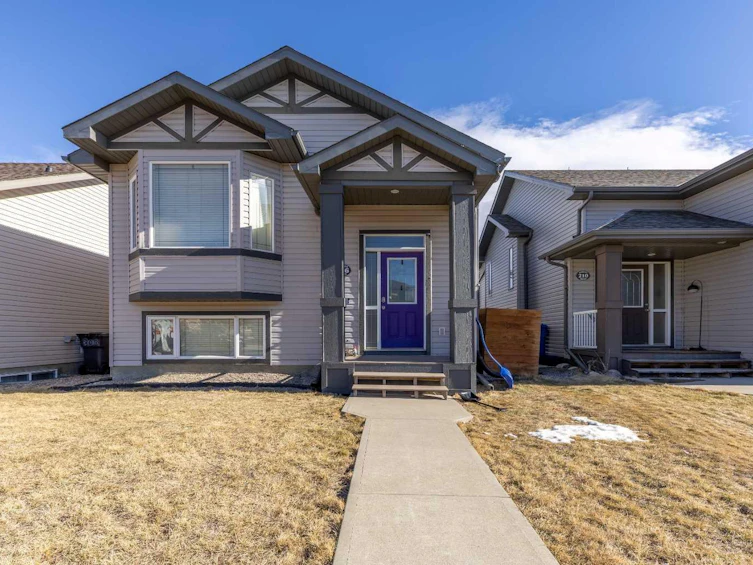 206 Keystone Lane W, Lethbridge, AB, T1J 2R2