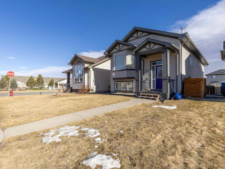 206 Keystone Lane W, Lethbridge, AB, T1J 2R2 - 2