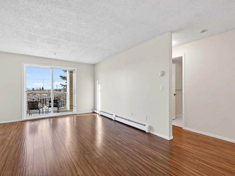 224-1717 60 Street SE, Calgary, AB, T2A 7Y7 - 9