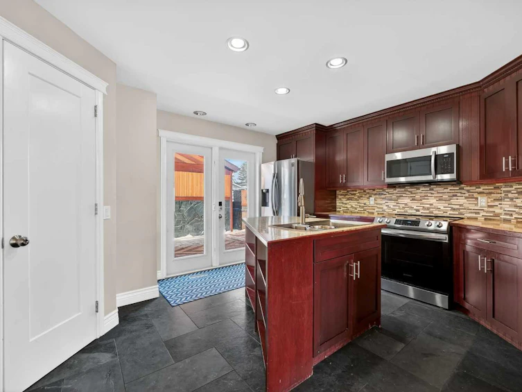 132 Erin Grove Close SE, Calgary, AB, T2B 2T4 - 11