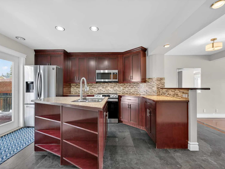 132 Erin Grove Close SE, Calgary, AB, T2B 2T4 - 12