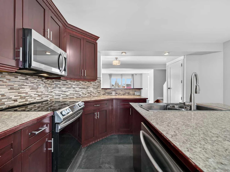 132 Erin Grove Close SE, Calgary, AB, T2B 2T4 - 14