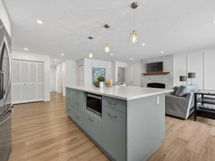 60 Sunmount Close SE, Calgary, AB, T2X 1V6 - 9