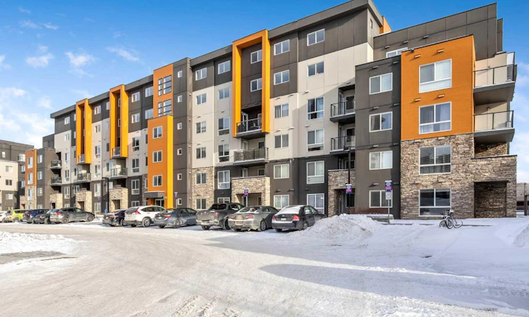 109-10 Kincora Glen Park NW