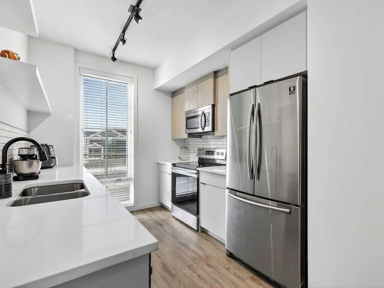 2422 210 Avenue SE, Calgary, AB, T2X 4C2 - 14