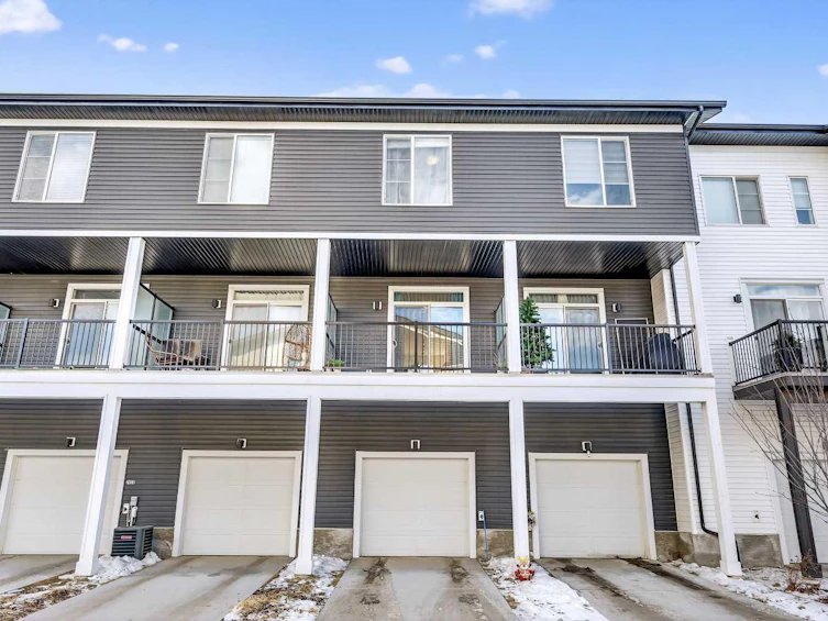 2422 210 Avenue SE, Calgary, AB, T2X 4C2 - 29