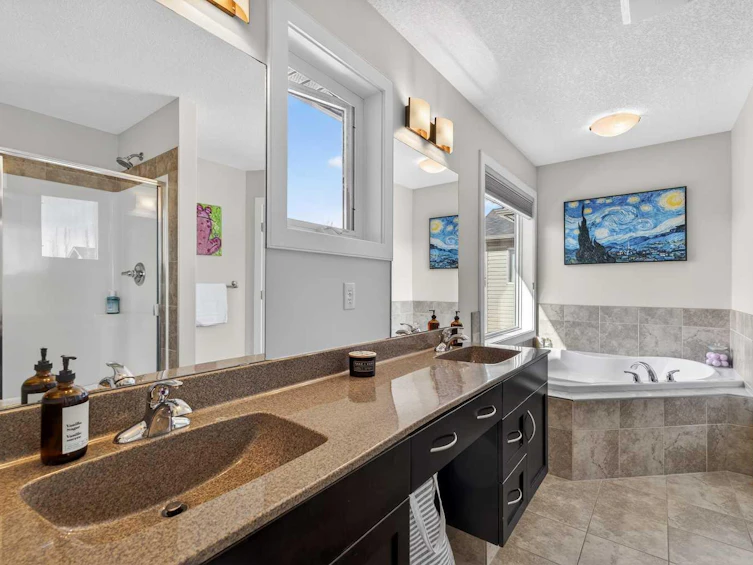 27 Sunset Court, Cochrane, AB, T4C 0G3 - 25