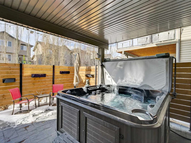 27 Sunset Court, Cochrane, AB, T4C 0G3 - 45