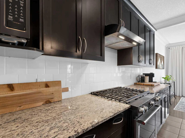 27 Sunset Court, Cochrane, AB, T4C 0G3 - 10